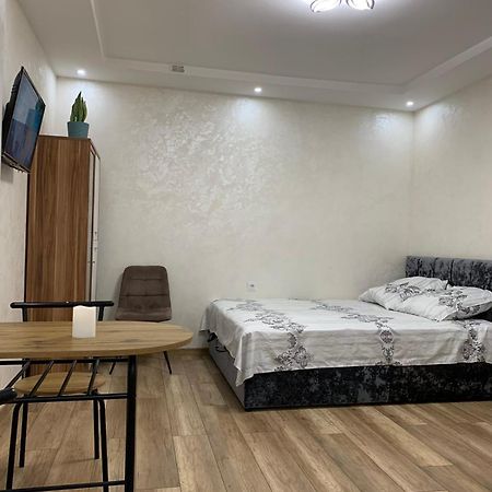Apartments Of Lesya Ukrainka St. 25 Lviv Exterior photo